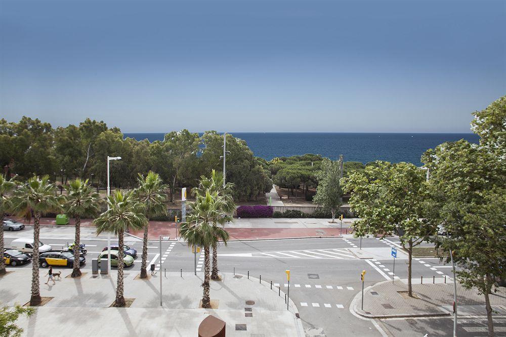 Mistral City Pool Apartments Barcelona Exterior foto