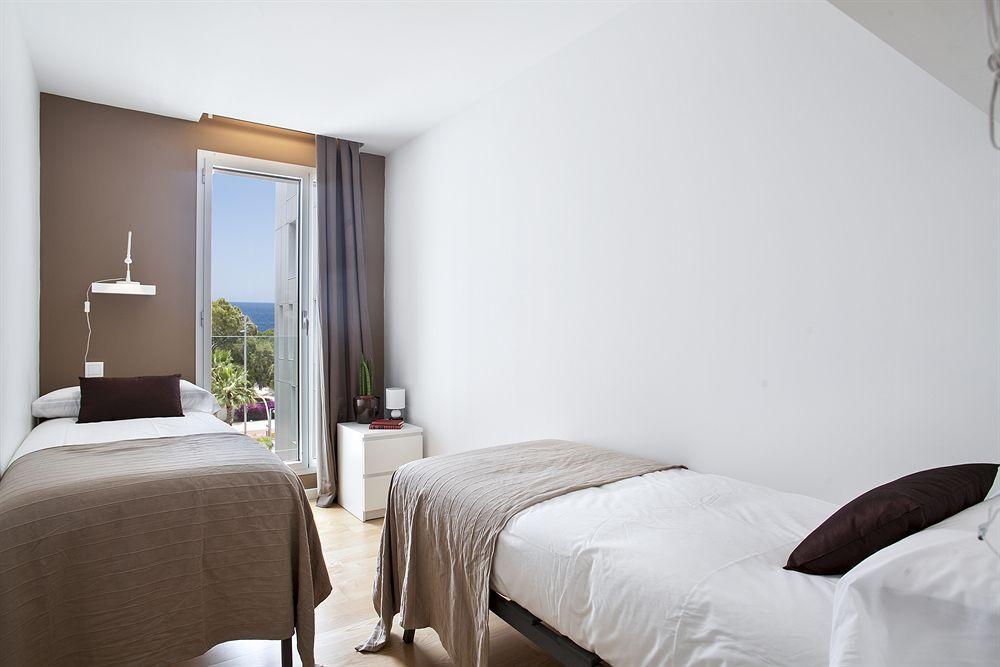 Mistral City Pool Apartments Barcelona Exterior foto